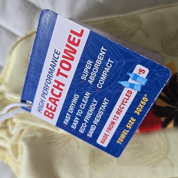 NWT Beach Towel in tie sack towel BEACHTECH - Picture 5 of 5